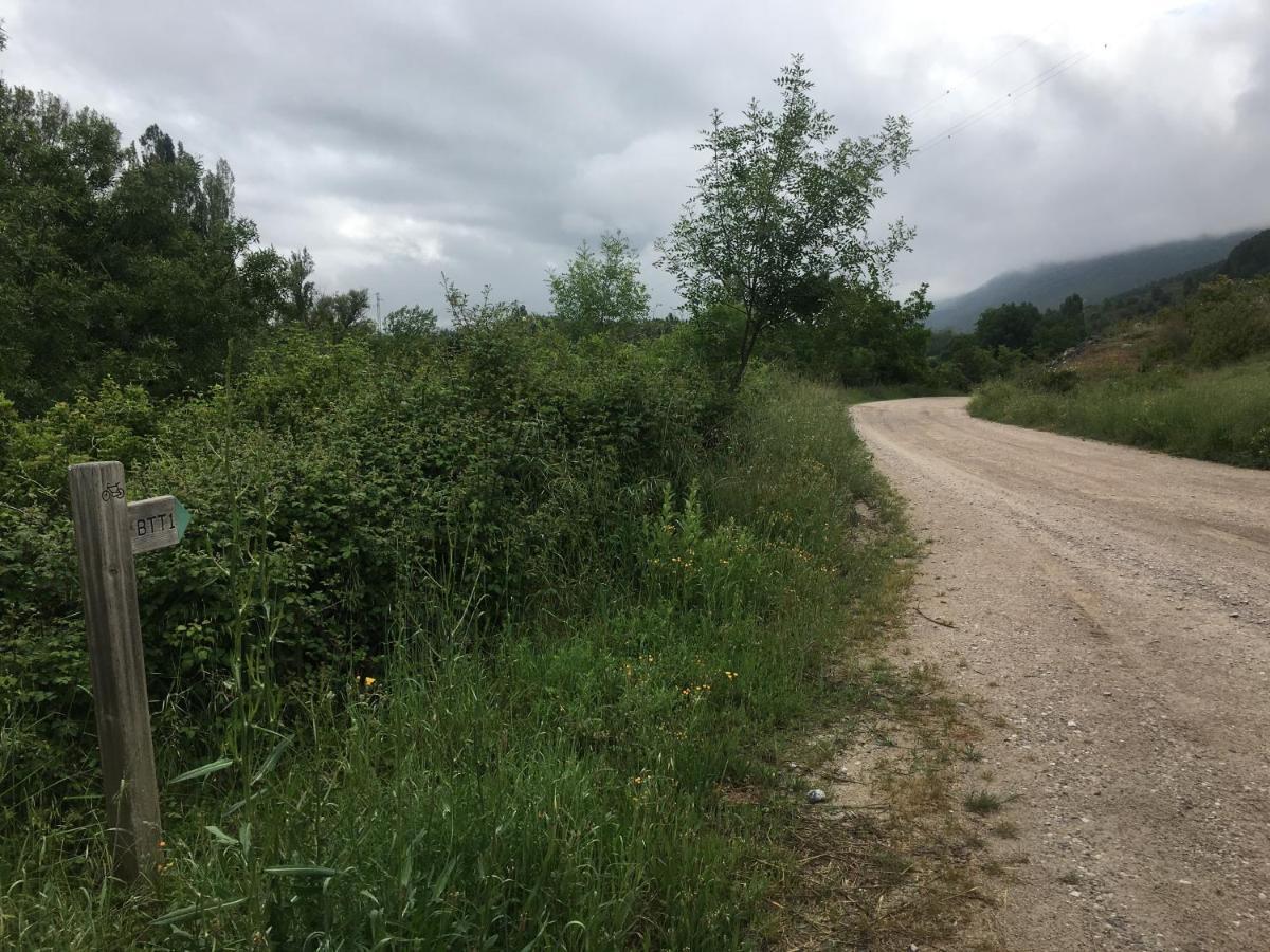 Selbaondoa, Casa Con Patio En El Prepirineo Navarro Lumbier Eksteriør billede